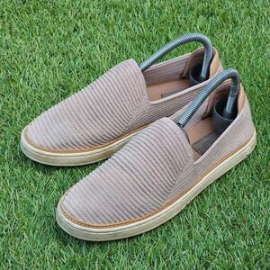 UGG SAMMY - Women's Slip-On - SIZE 7.5
